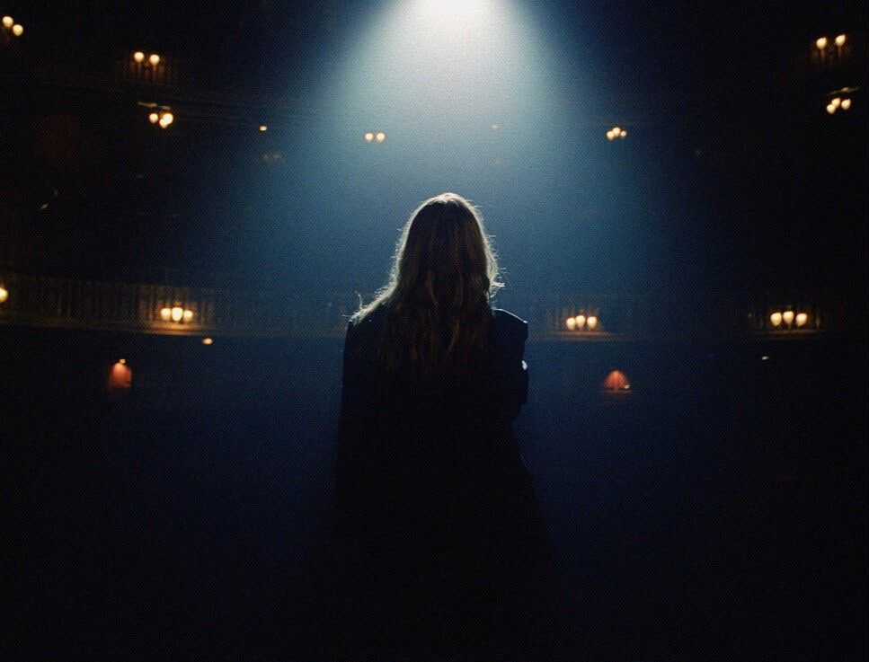 Tonos film still